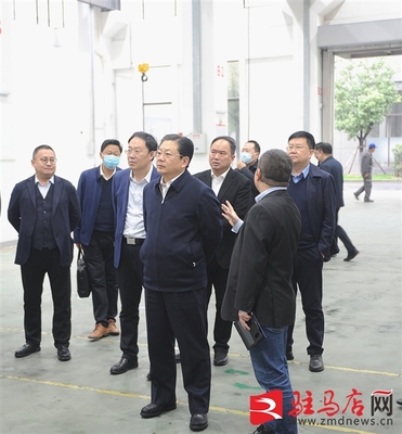 朱是西帶隊(duì)赴滬開(kāi)展鏈群化招商 助力金融信息咨詢服務(wù)發(fā)展